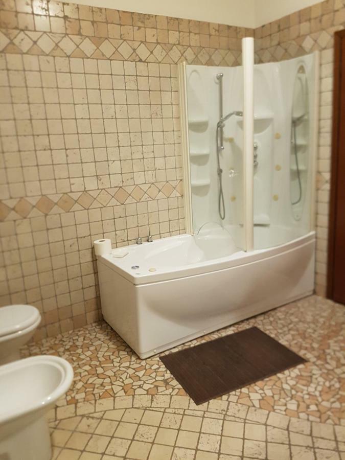 La Maison Verte Hotell Ostellato Eksteriør bilde